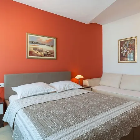 Kike Apartman